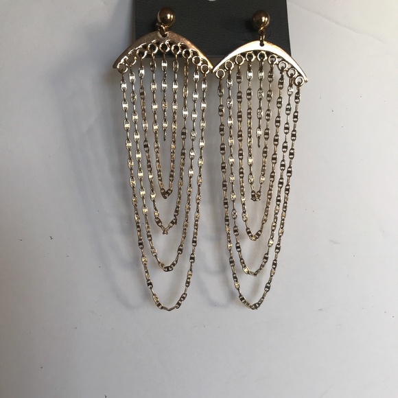 Express Jewelry - Express Gucci Link Gold Chandelier Earrings. NEW!!